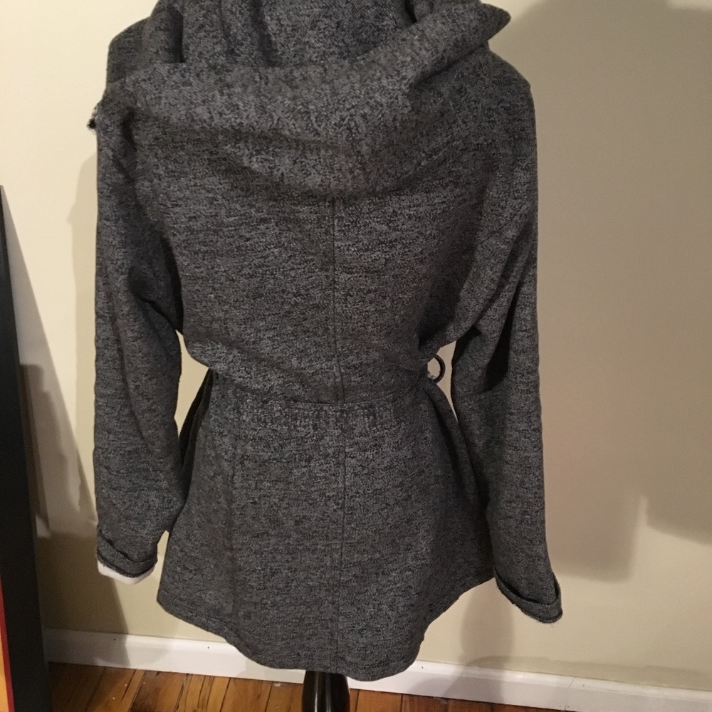 jacket - Picture 3 of 3